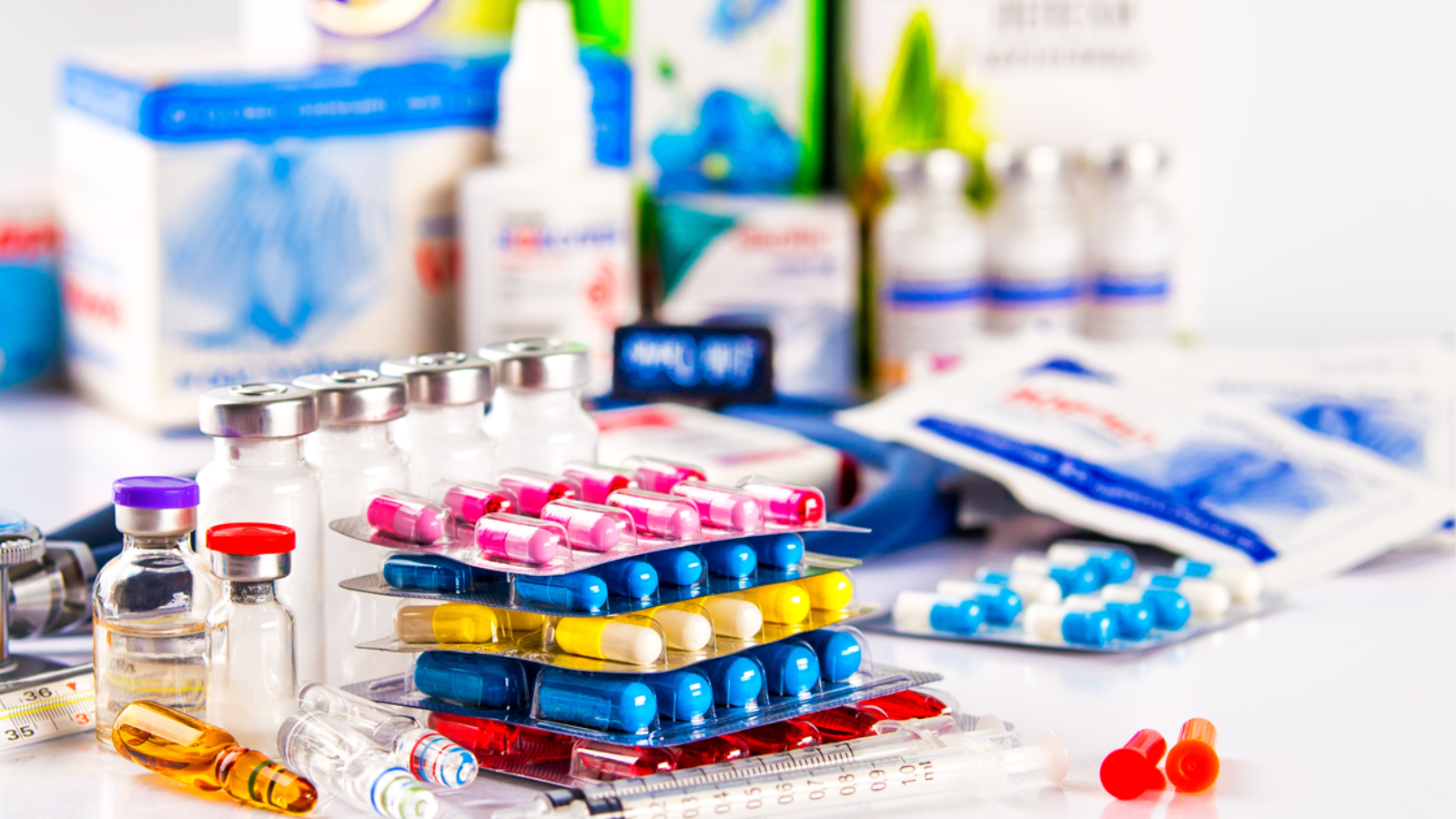 Performing extractables & leachables for primary packaging of pharmaceutical products