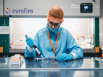 Employee performing endotoxin testing for medical device