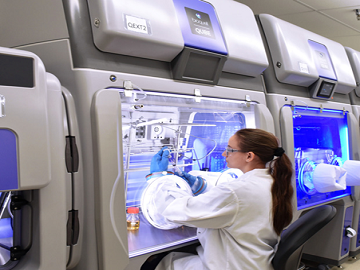 Eurofins lab employee of PSS team part of strategic insourcing service client